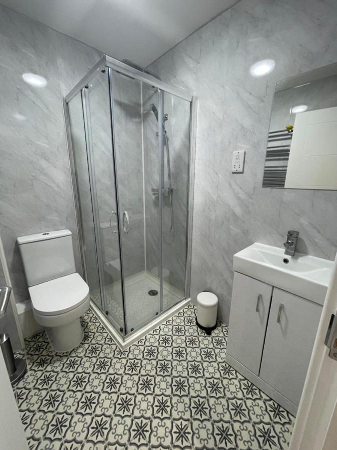 Riverside Premium Double Room Garden View E14 London Bagian luar foto